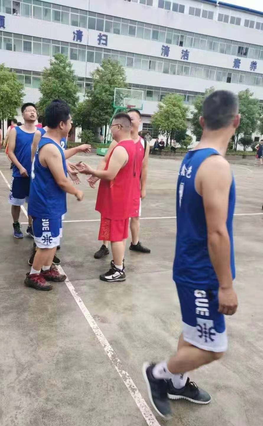 點(diǎn)擊圖片將圖片插入到編輯器